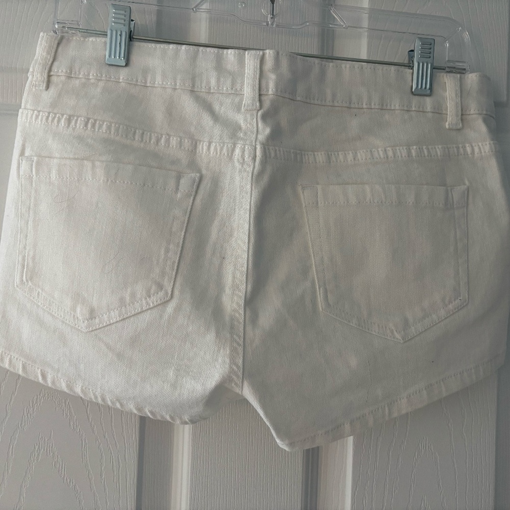 Lascana Size 8 White Shorts - Picture 2 of 2